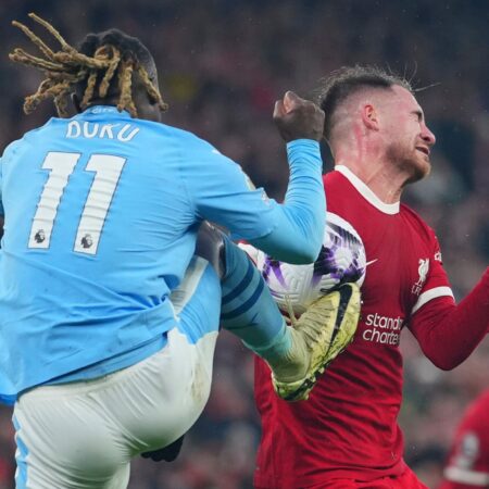 Liverpool penalty claim vs Man City